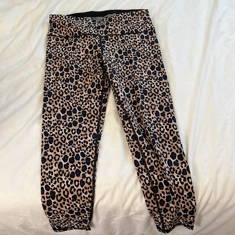 VS Sport Knock-Out Leggings